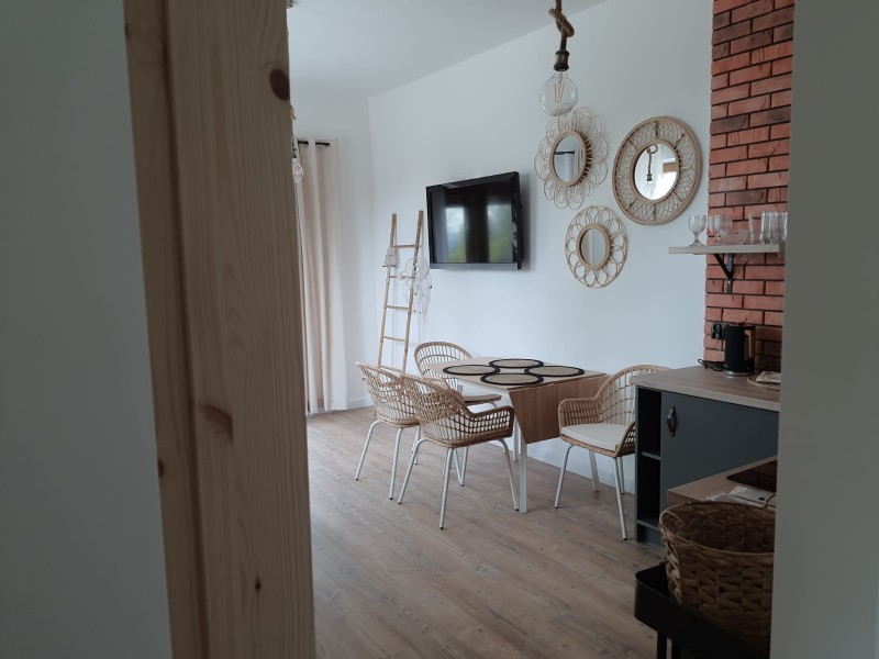 APARTAMENT Z WYJSCIEM ZEW